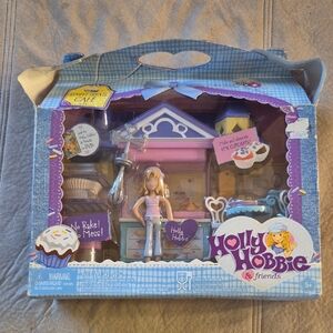 Mattel Holly Hobbie & Friends Doll Set - Blue and Purple. New Dated 2006 Ages 3+